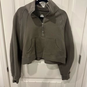 Lululemon Scuba half zip M/L